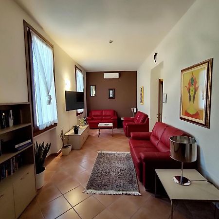Domus San Bernardino Bed & Breakfast Верона Екстериор снимка