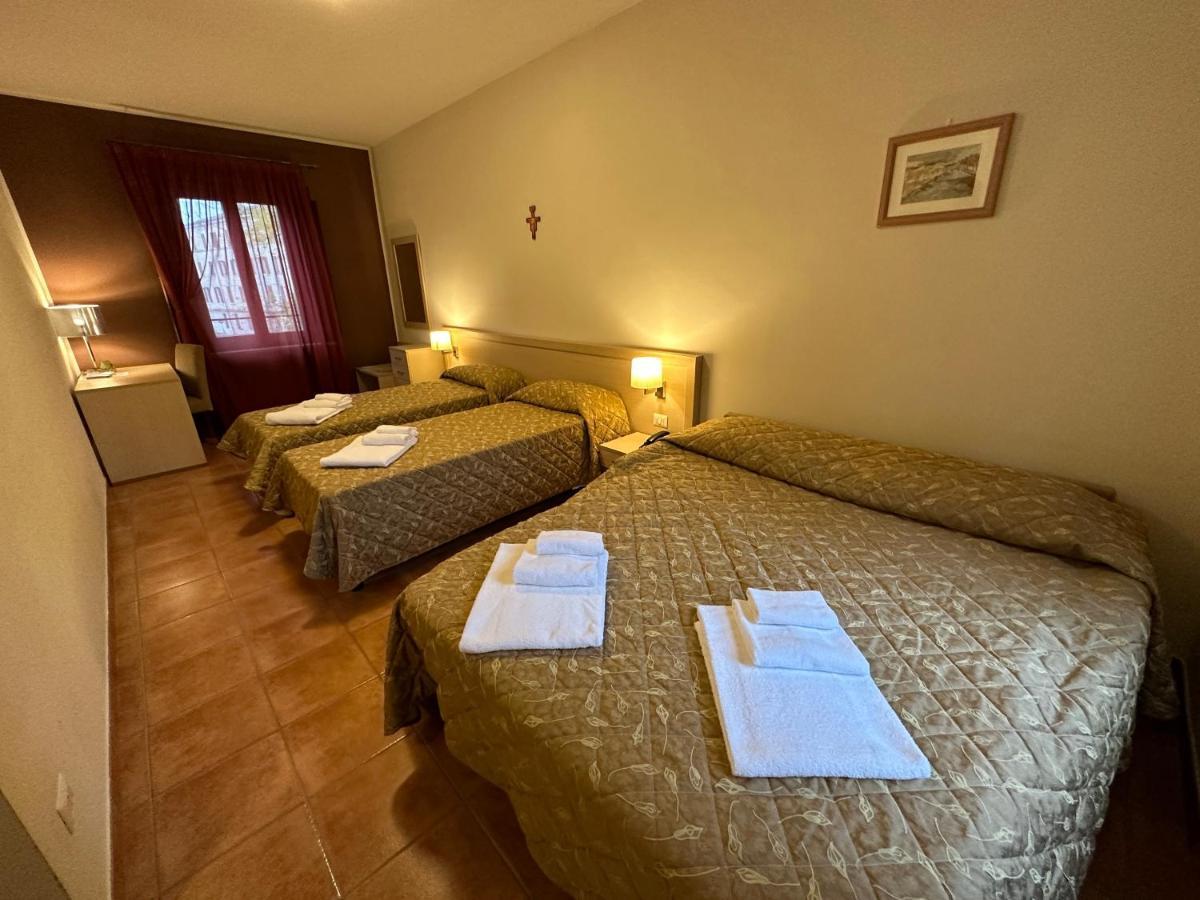Domus San Bernardino Bed & Breakfast Верона Екстериор снимка