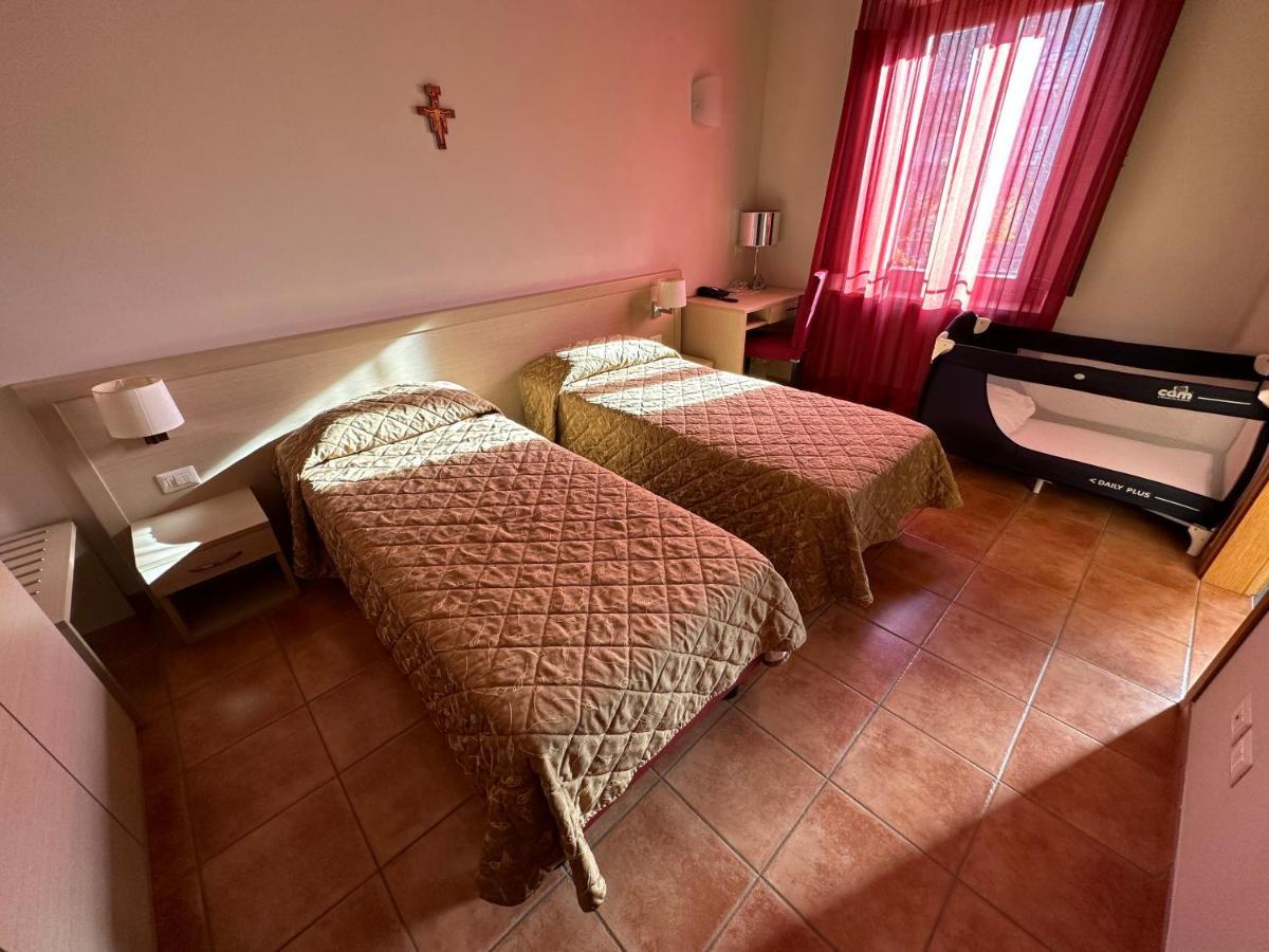 Domus San Bernardino Bed & Breakfast Верона Екстериор снимка